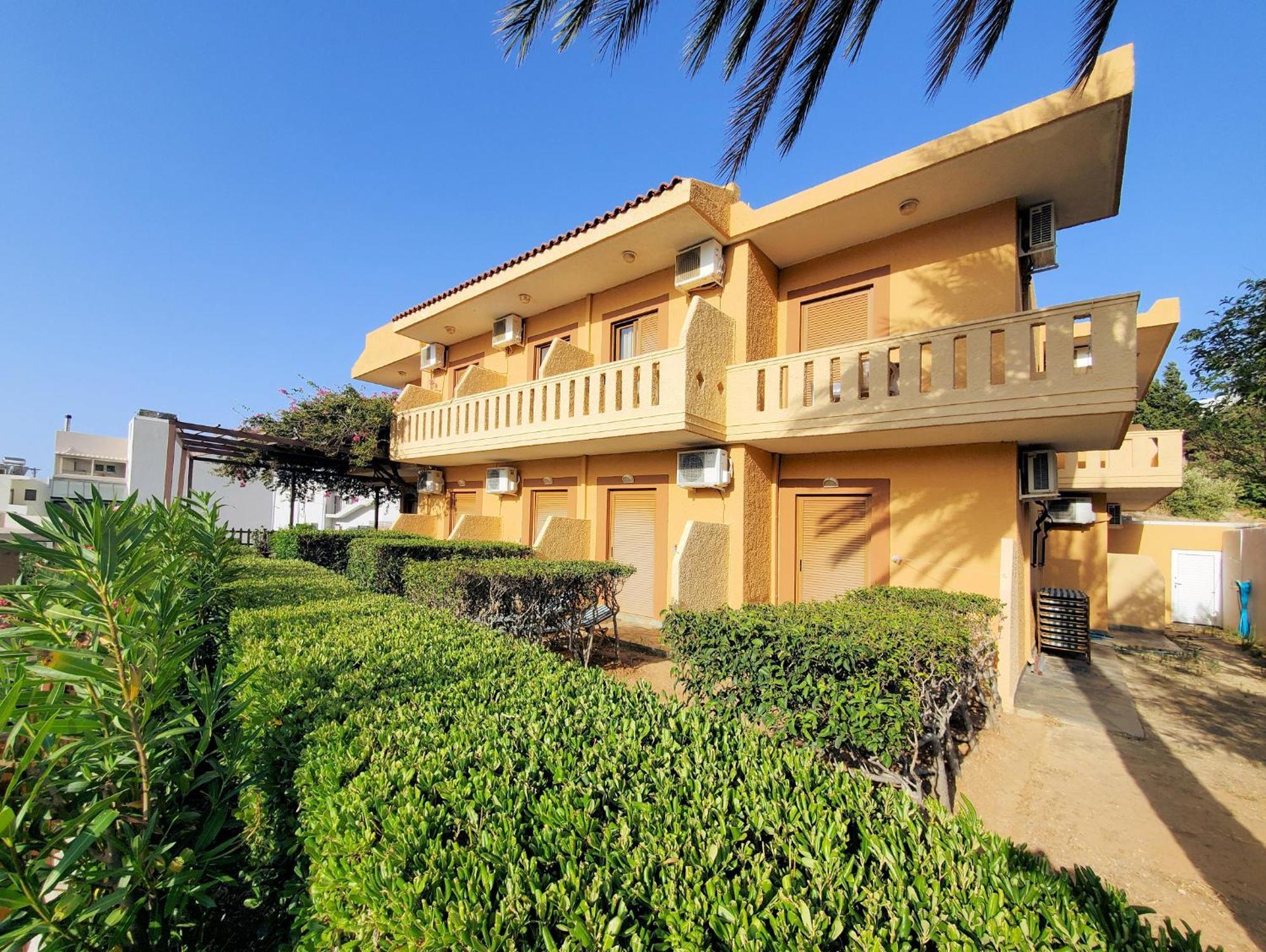Lappa Hotel Плакиас Экстерьер фото